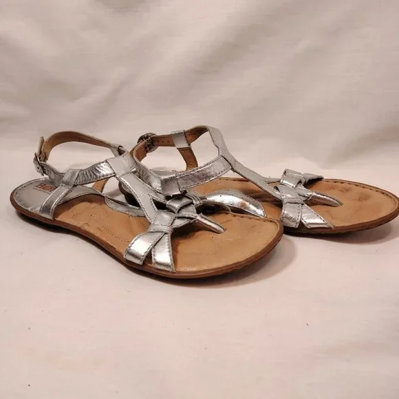 Børn Metallic Silver Strappy Flat Sandals - Picture 4 of 5